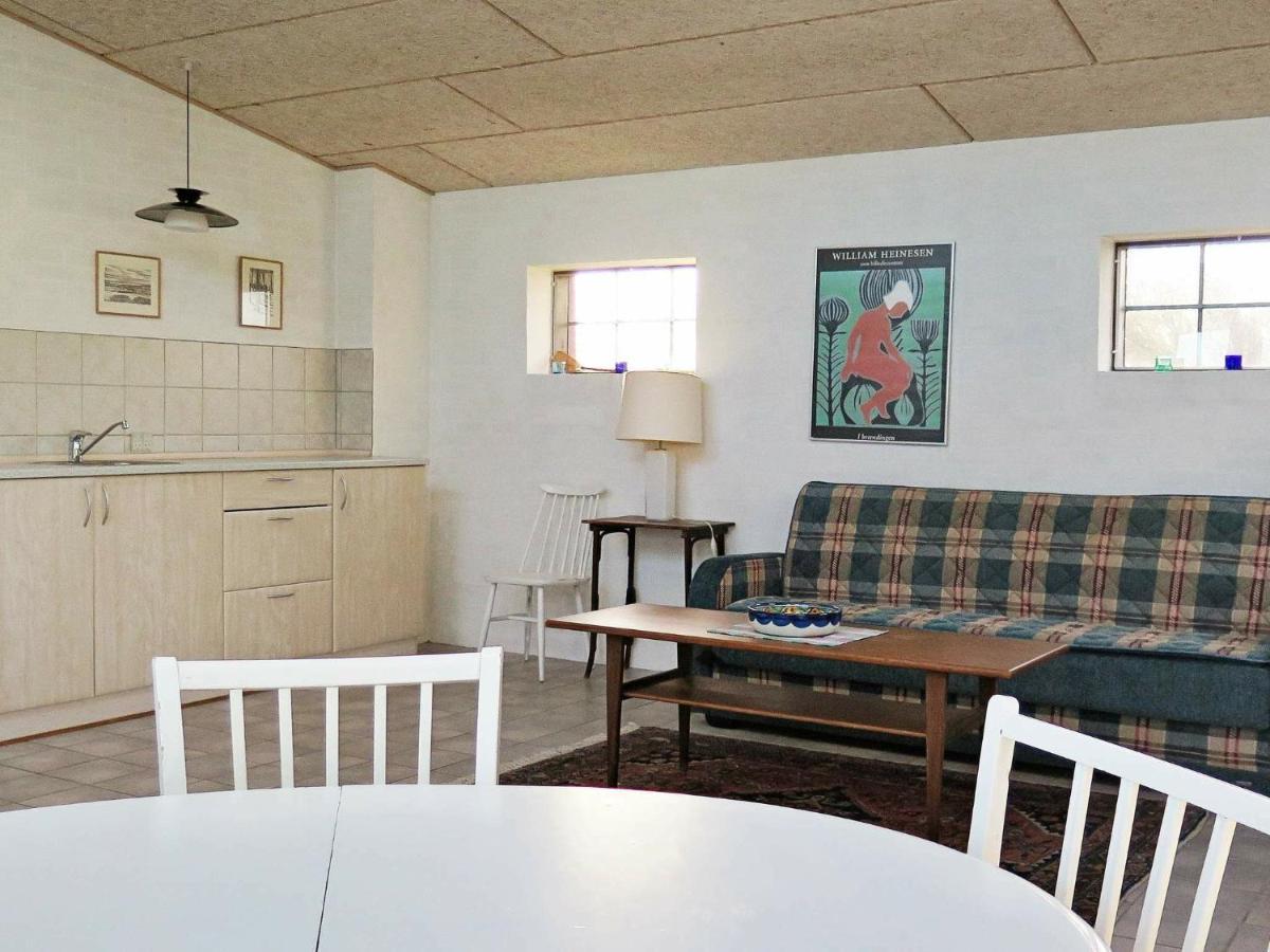 4 Person Holiday Home In Lemvig Trans Værelse billede